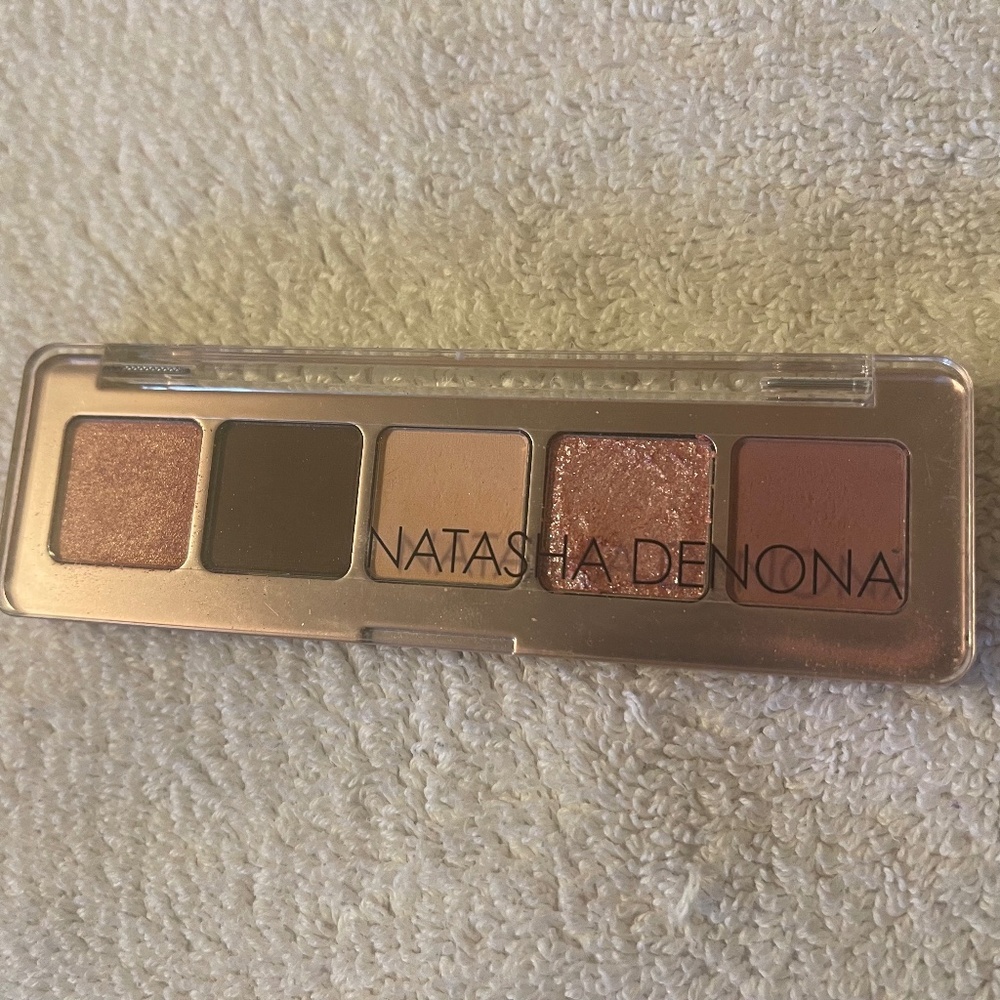 Natasha Denona Mini Rose Eyeshadow Palette
